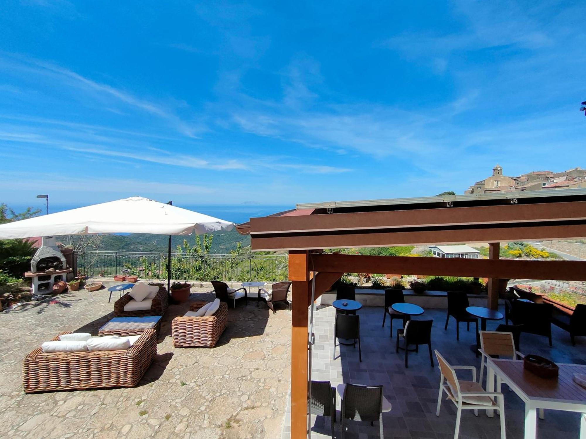 B&B Airone Giglio Castello Екстер'єр фото