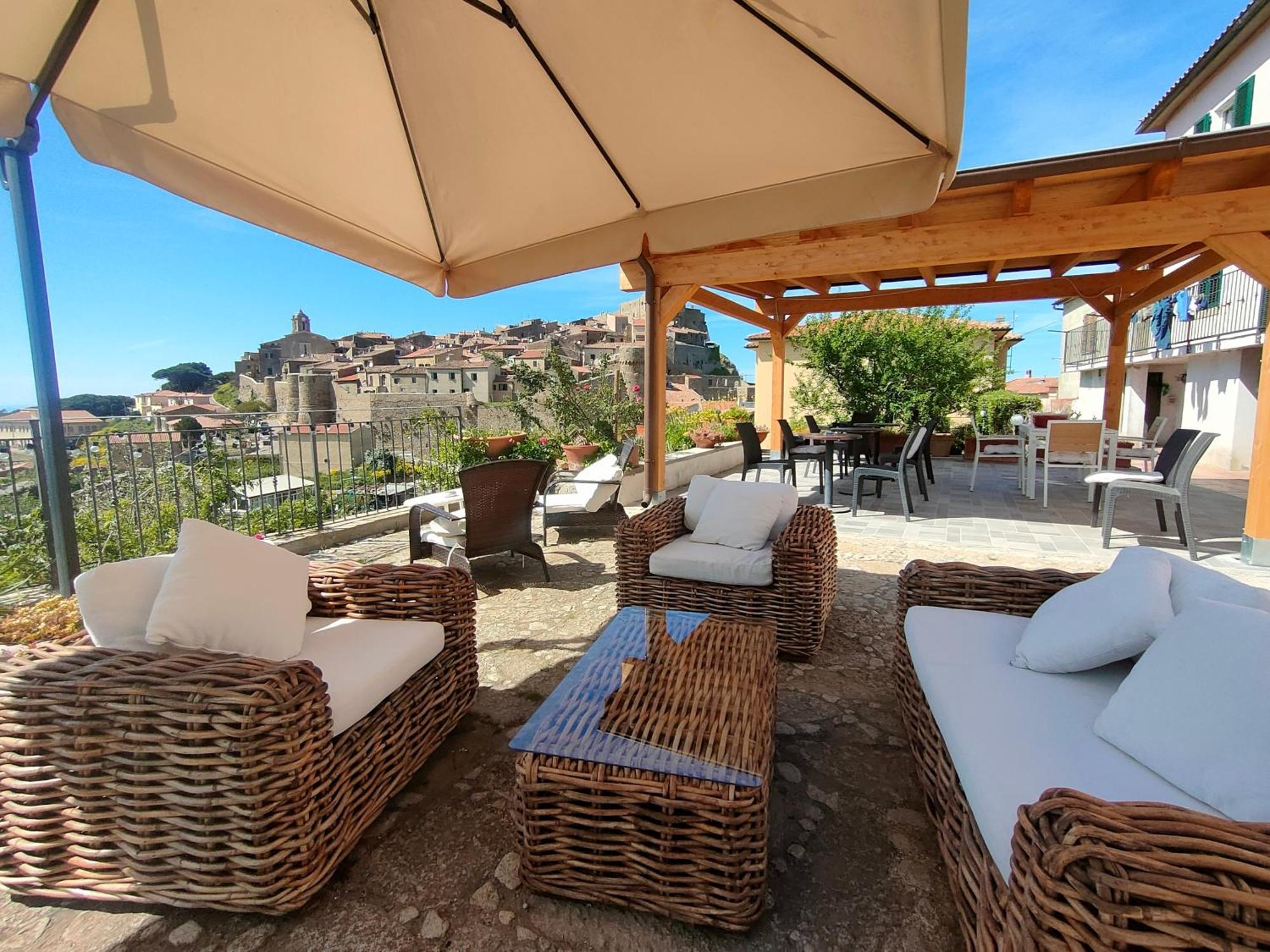 B&B Airone Giglio Castello Екстер'єр фото